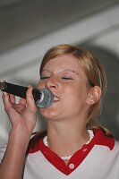 [© by Jürgen Burkhardt, Bärenhofstraße 25, 70771 Leinfelden-Echterdingen. Telefon 0711/791424, Fax 0711/791437.Postbank Stuttgart(BLZ 600 100 70) Konto 234130-708) www.jb-photodesign.de.  Jede Weitergabe dieses Materials an Dritte ohne ausdrueckliche Genehmigung ist untersagt.]

